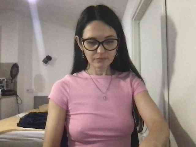 MilaBi-192569 webcam