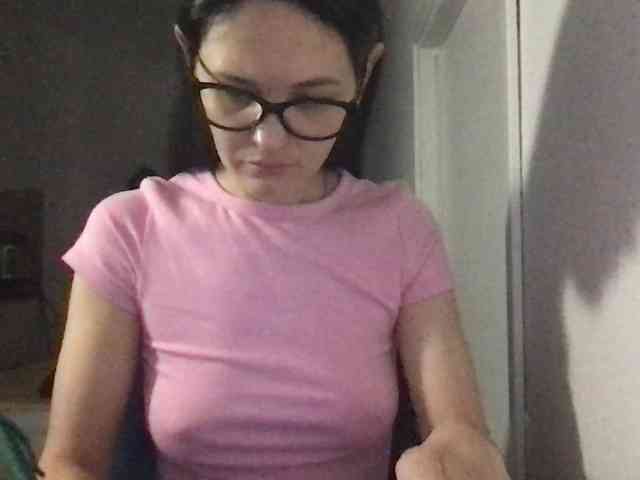 MilaBi-192569 webcam