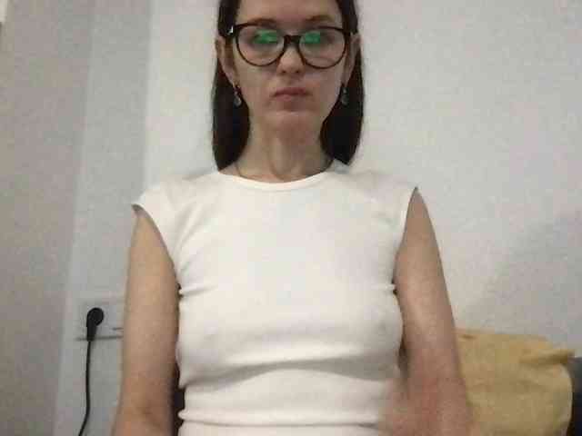 MilaBi-192569 webcam