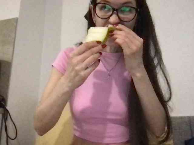 MilaBi-192569 webcam