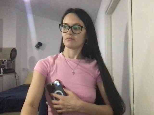 MilaBi-192569 webcam