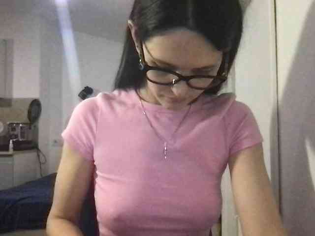 MilaBi-192569 webcam