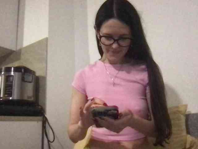 MilaBi-192569 webcam