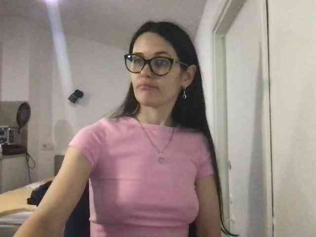 MilaBi-192569 webcam