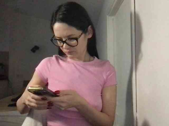 MilaBi-192569 webcam