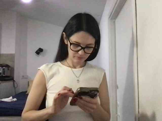 MilaBi-192569 webcam