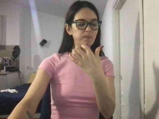 MilaBi-192569 webcam