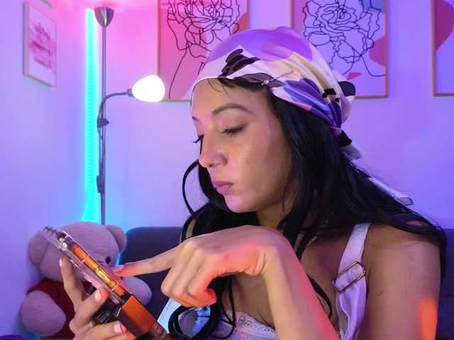 _MissJulia_ webcam
