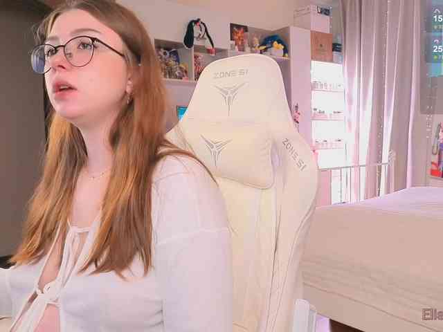 EliseJay webcam