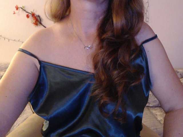 goodSnowQueen webcam