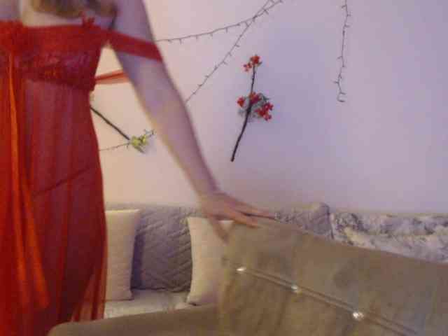 goodSnowQueen webcam