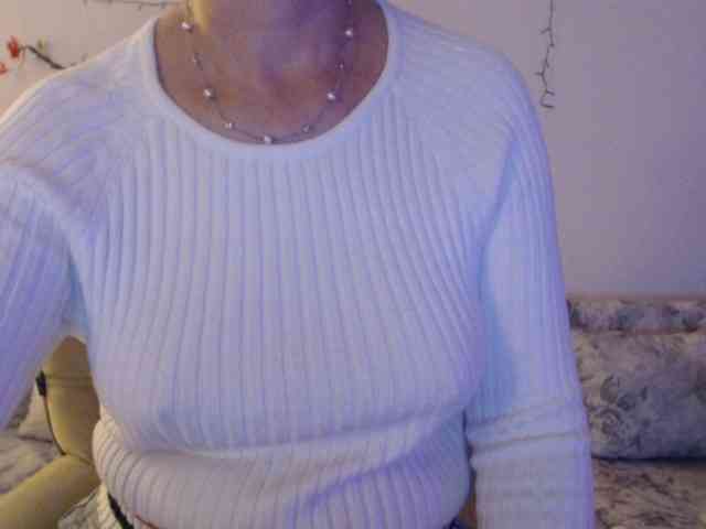 goodSnowQueen webcam