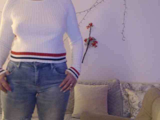 goodSnowQueen webcam
