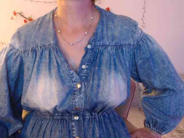 goodSnowQueen webcam