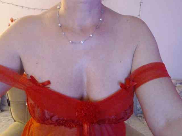 goodSnowQueen webcam