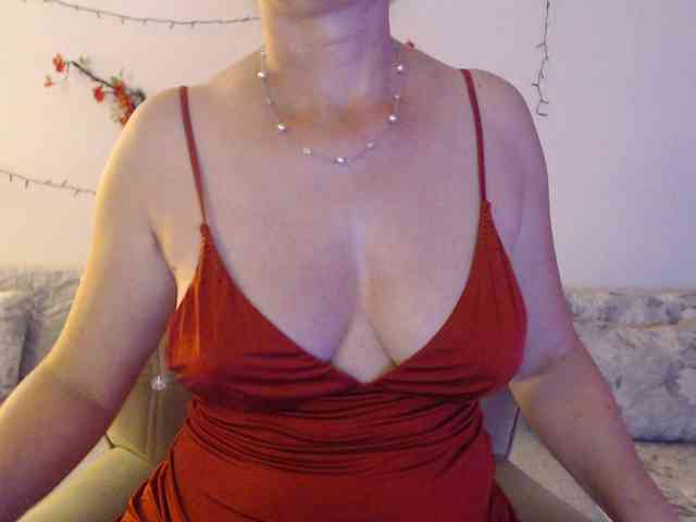 goodSnowQueen webcam