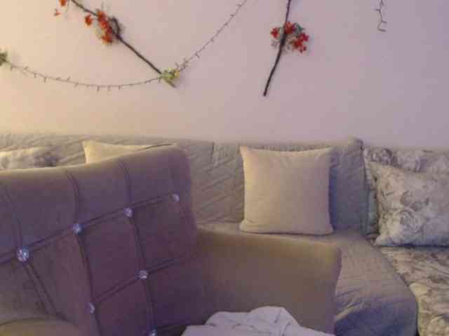 goodSnowQueen webcam
