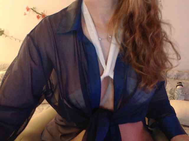goodSnowQueen webcam