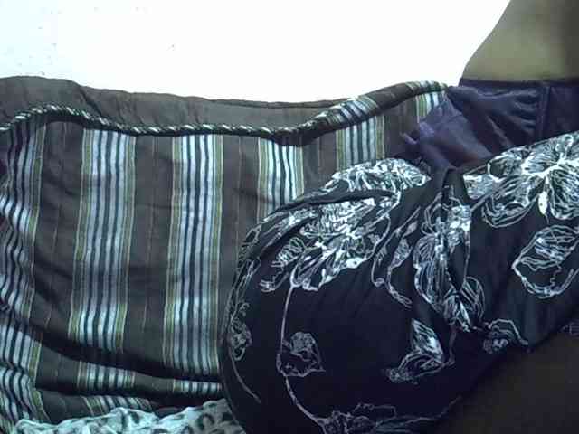 Angelinah75 webcam