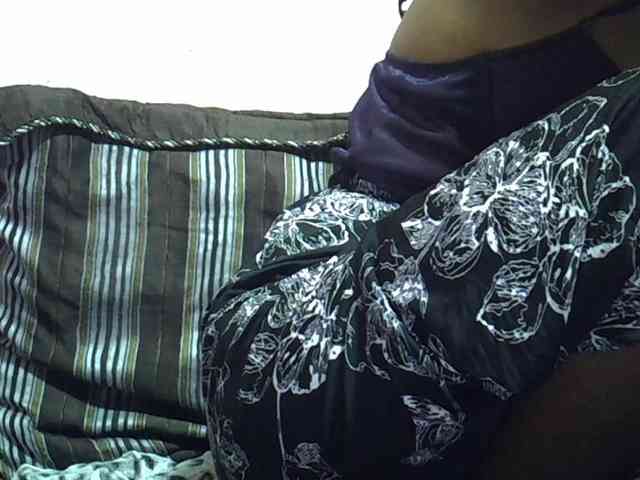 Angelinah75 webcam