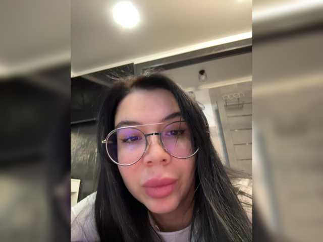 Gratis Live Sexcam mit MagicMelody MagicMelody