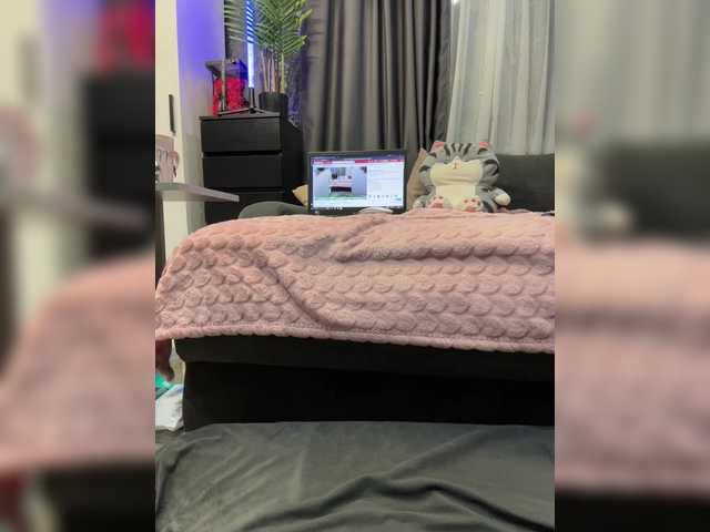 go to chat with MagicMelody