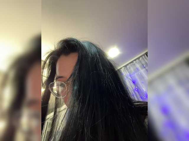 go to chat with MagicMelody