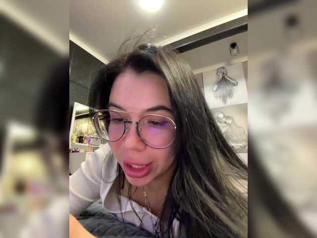 Entrez le videochat erotique avec le
modèle MagicMelody MagicMelody