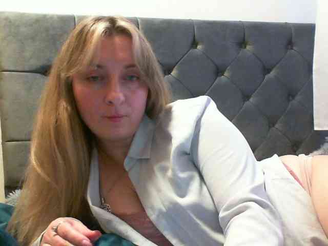 RuslanaFlower webcam