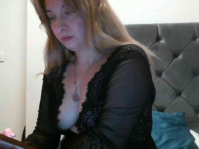 RuslanaFlower webcam