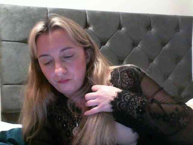 RuslanaFlower webcam