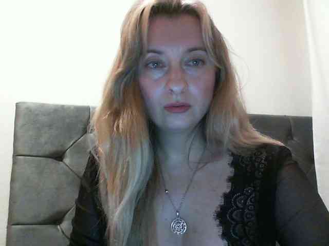 RuslanaFlower webcam