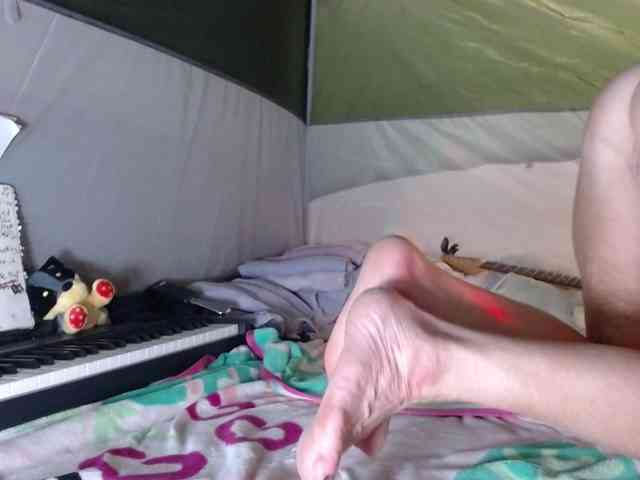 April_XO webcam