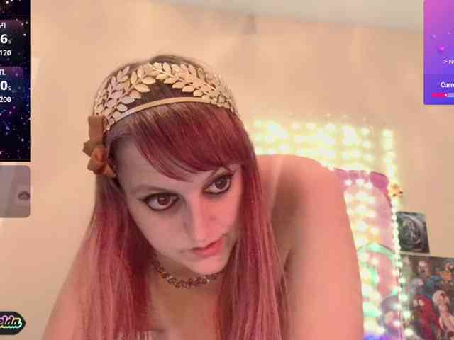 BabyZelda webcam