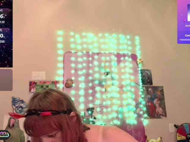 BabyZelda webcam