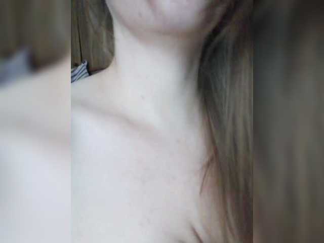 Entrez le videochat erotique avec le
modèle Viktoria-play Viktoria-play