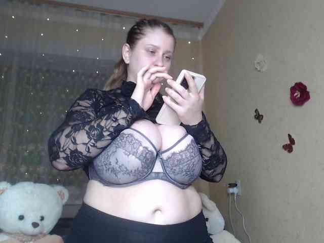 WetAngely webcam