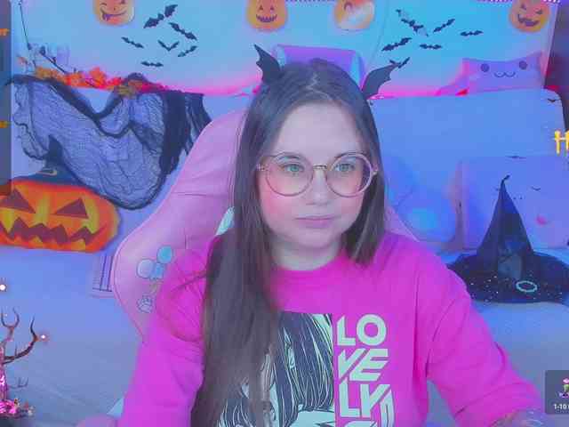 LoliSuccub webcam