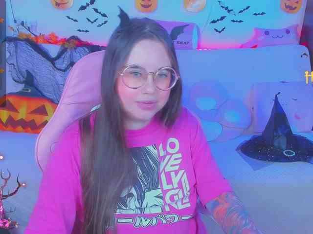 LoliSuccub webcam