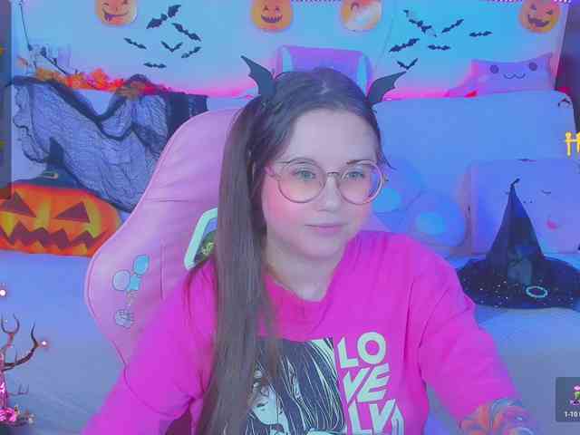 LoliSuccub webcam