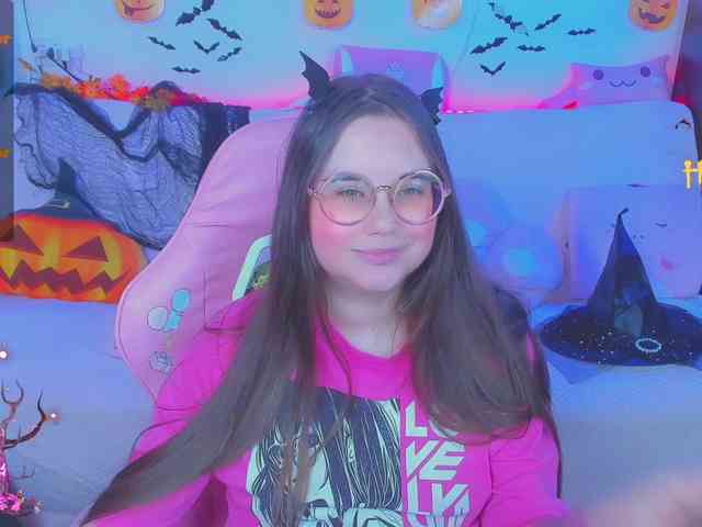 LoliSuccub webcam