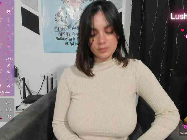 Alice_Rose webcam