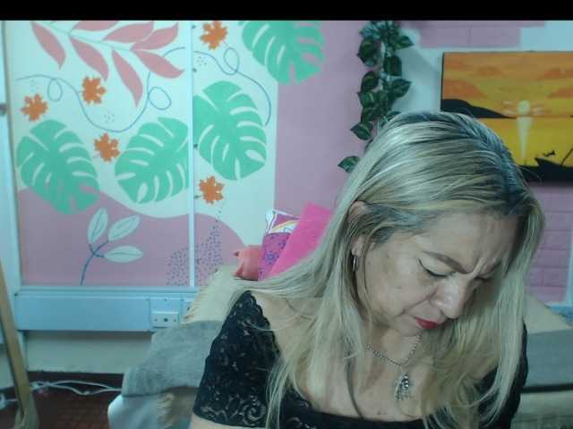 valeria-sexy webcam