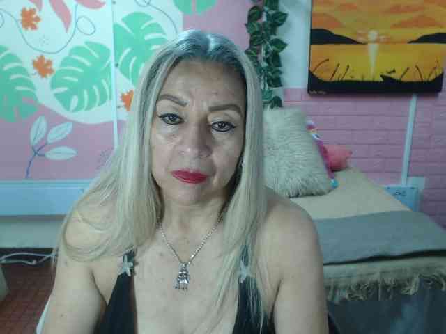 valeria-sexy webcam