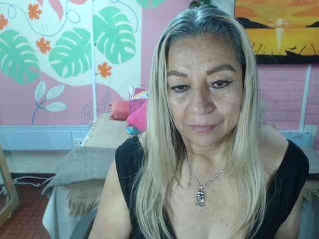 valeria-sexy webcam