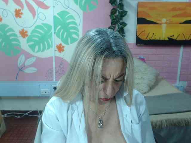 valeria-sexy webcam