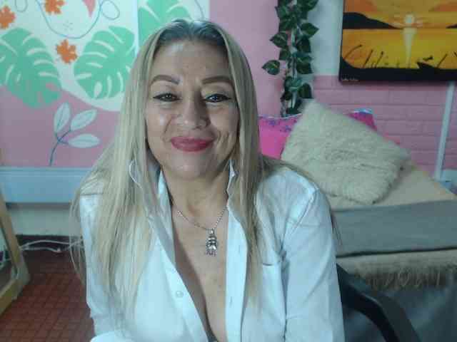 valeria-sexy webcam
