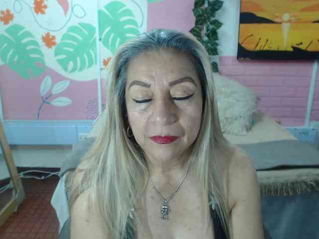 valeria-sexy webcam