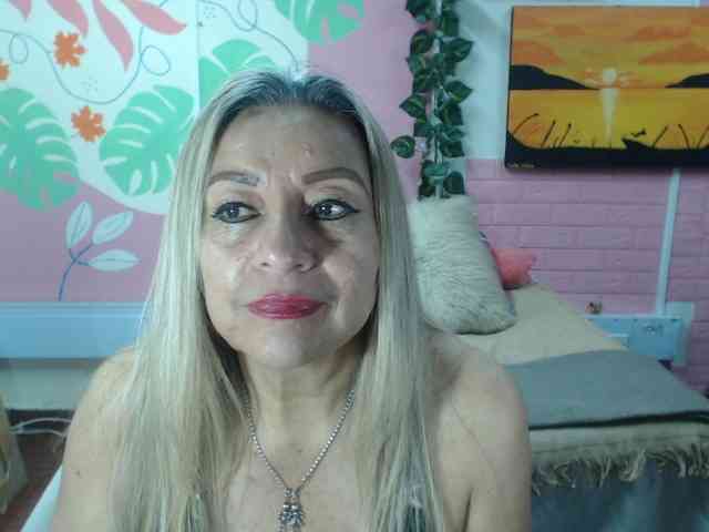 valeria-sexy webcam