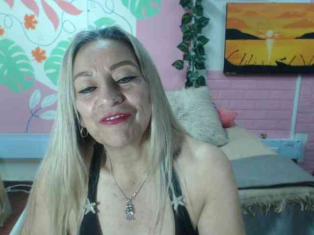 valeria-sexy webcam
